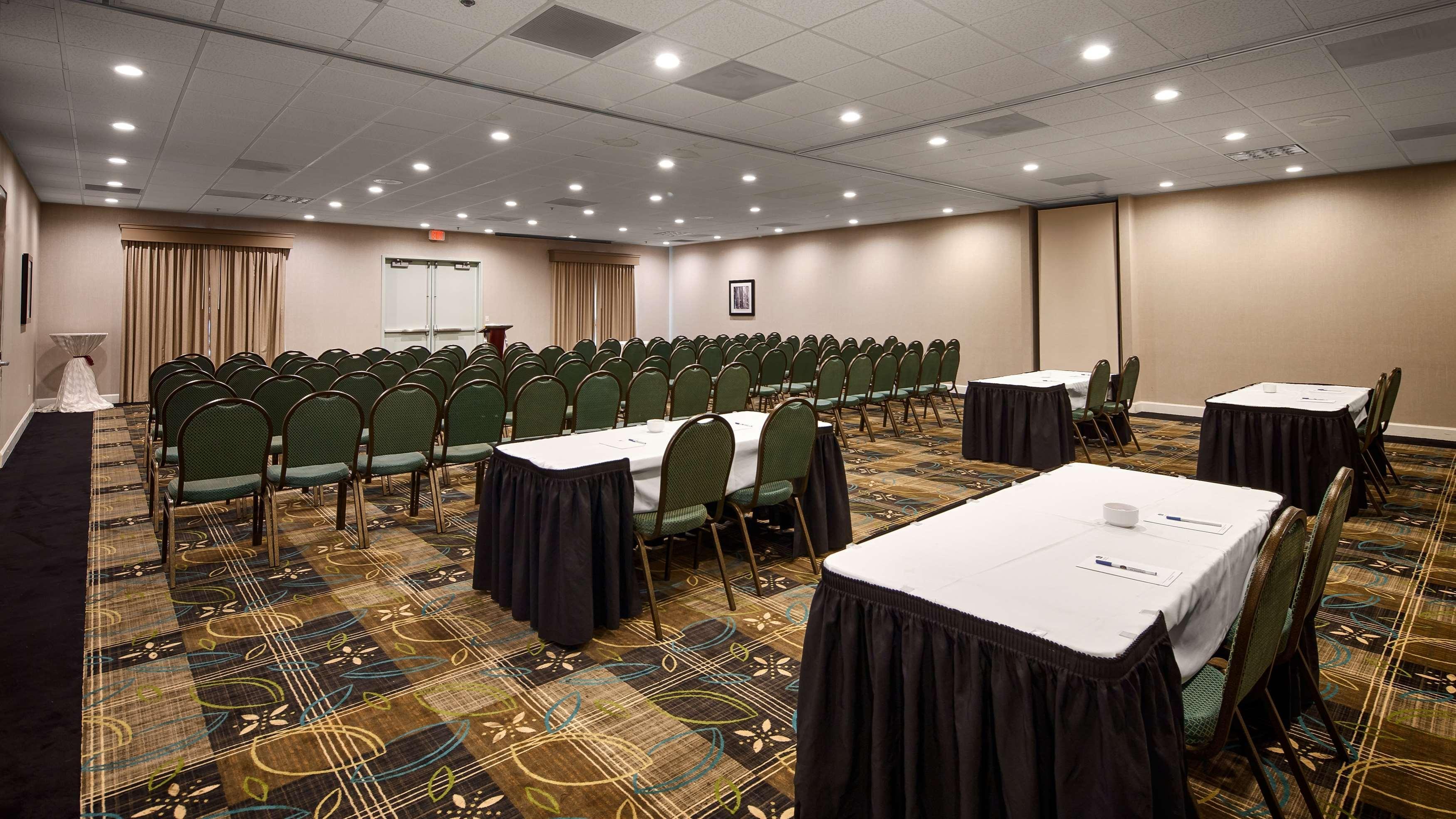 Best Western Plus Roswell/Alpharetta Exterior photo