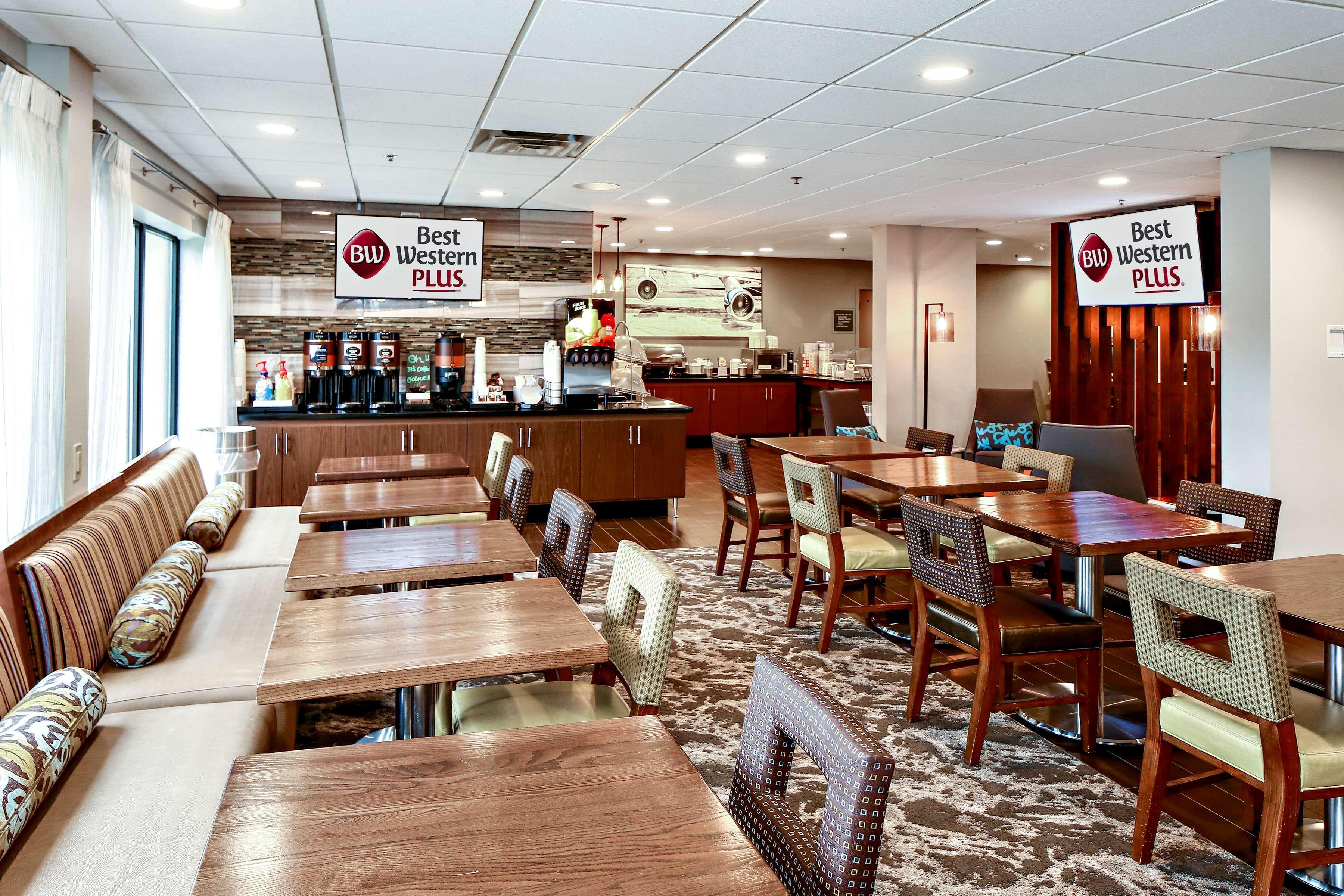Best Western Plus Roswell/Alpharetta Exterior photo