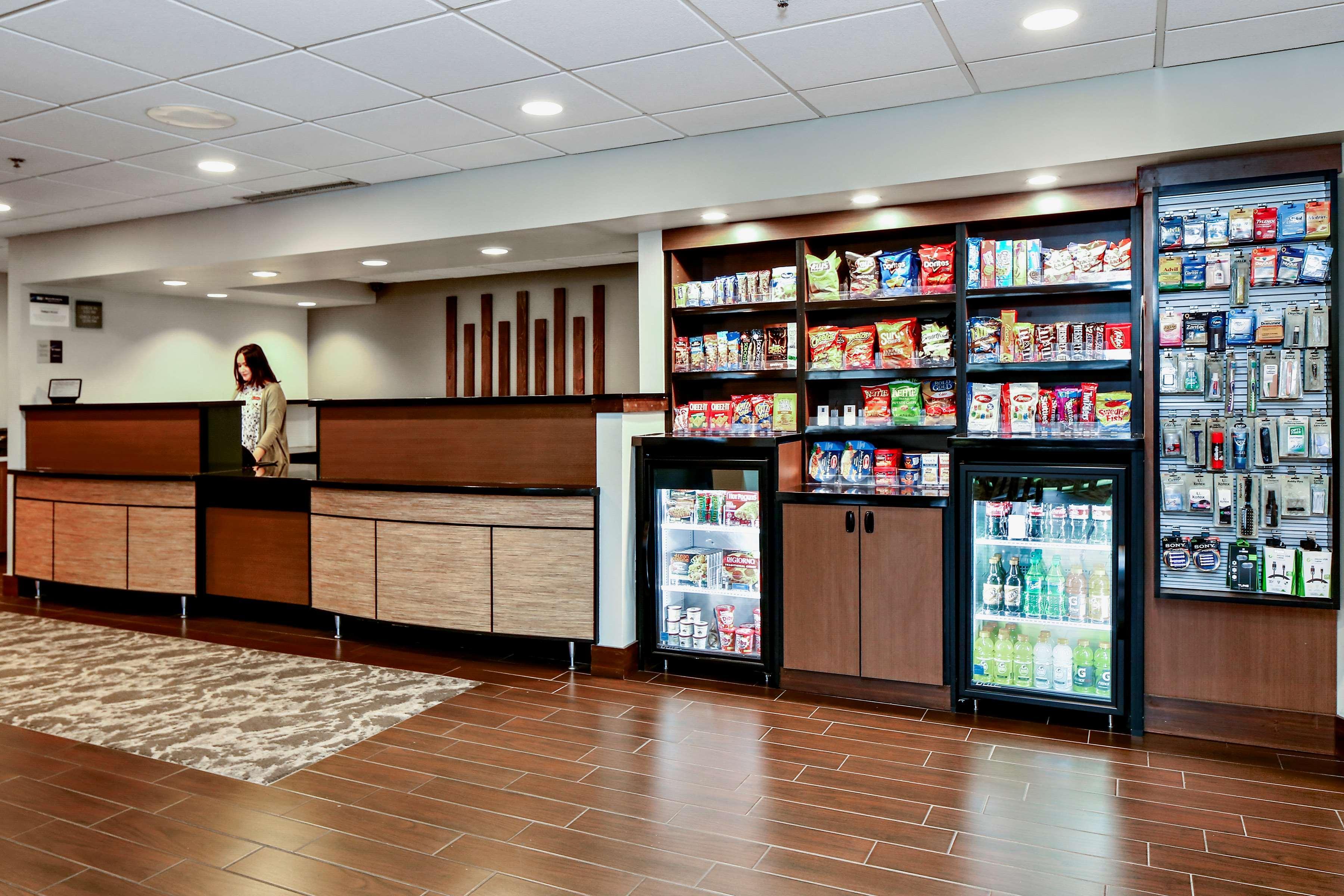 Best Western Plus Roswell/Alpharetta Exterior photo