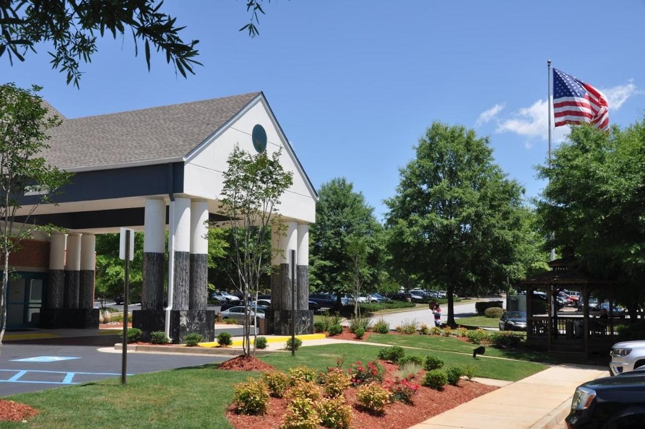 Best Western Plus Roswell/Alpharetta Exterior photo